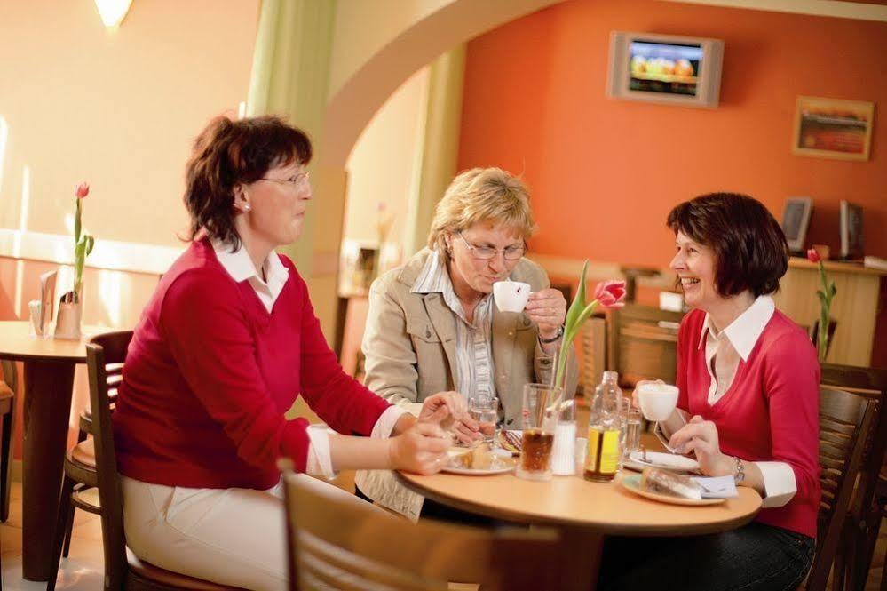 Jufa Hotel Oberwoelz-Lachtal Oberwoelz Stadt Restoran gambar